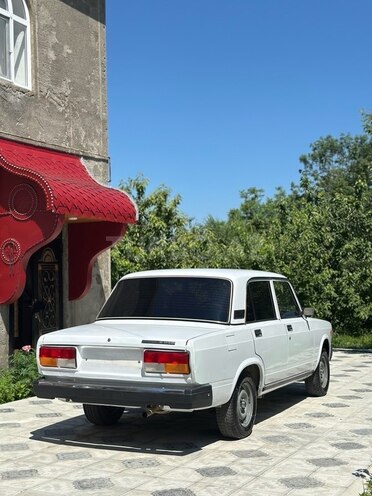 LADA (VAZ) 2107-8