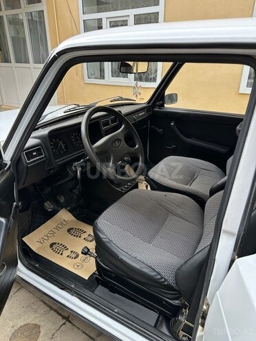 LADA (VAZ) 2107-16