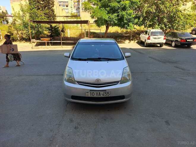 Toyota Prius-13