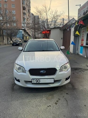 Subaru Legacy-1