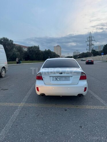 Subaru Legacy-2