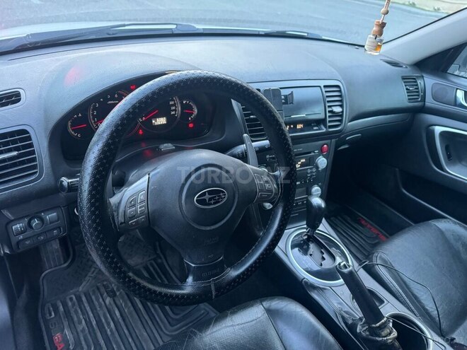 Subaru Legacy-4