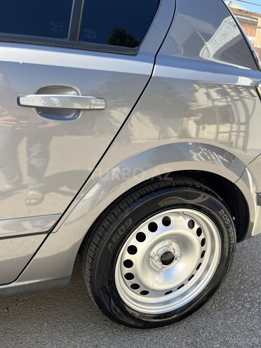 Opel Astra-2