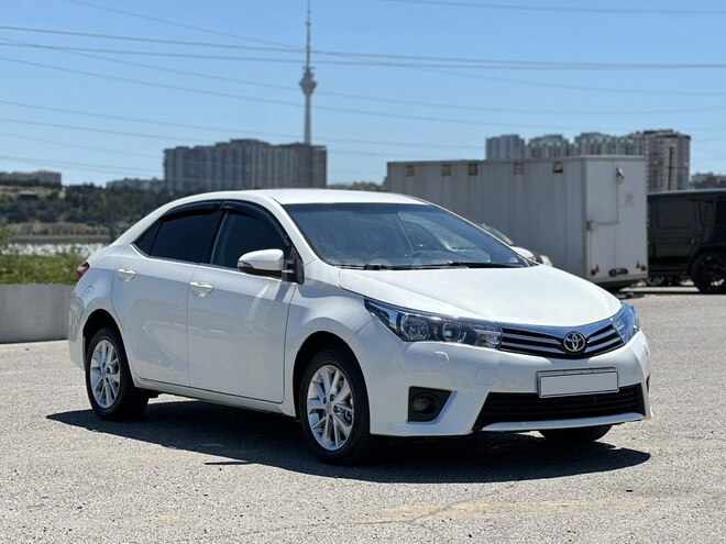 Toyota Corolla-2
