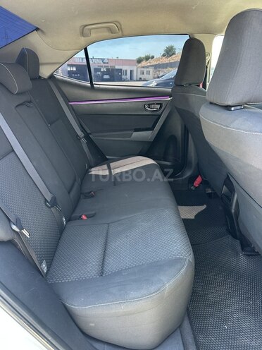 Toyota Corolla-9