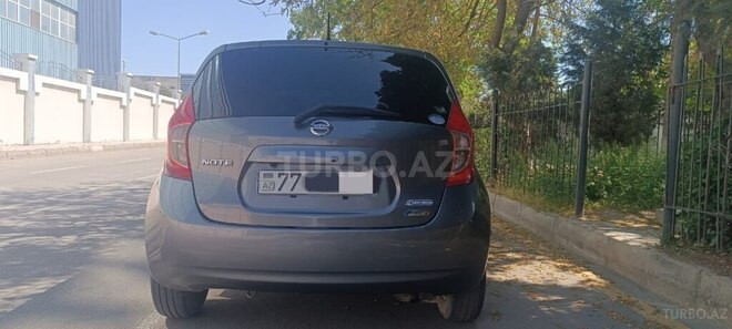 Nissan Note-2