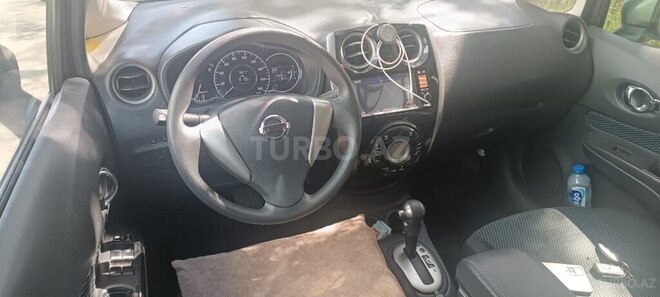 Nissan Note-8