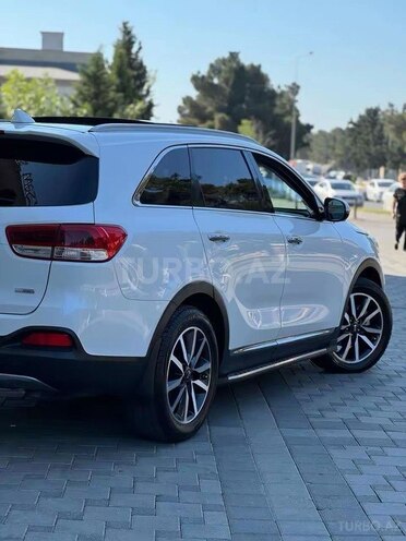 Kia Sorento-4