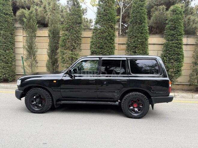 Toyota Land Cruiser-3