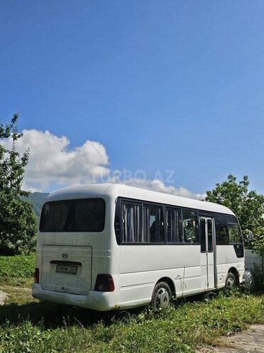 Hyundai County-2