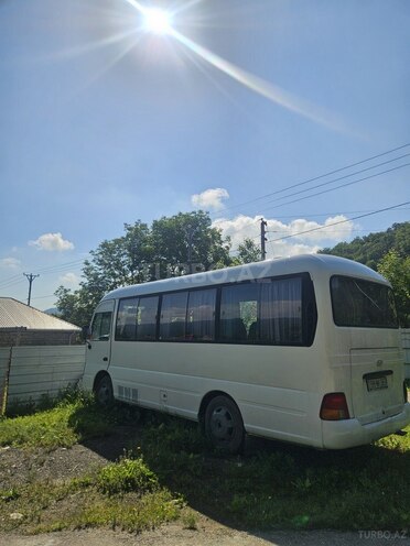 Hyundai County-3