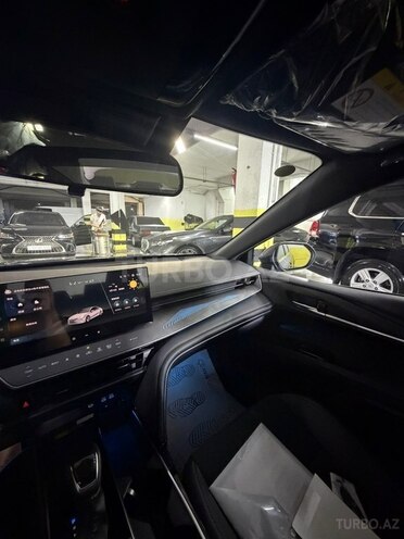 Toyota Camry-7