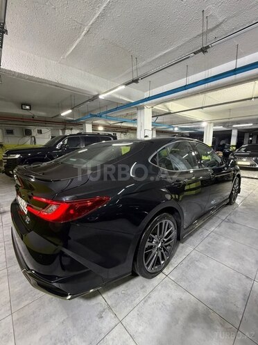 Toyota Camry-8