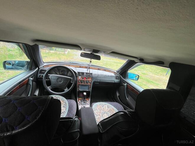 Mercedes C 180-5