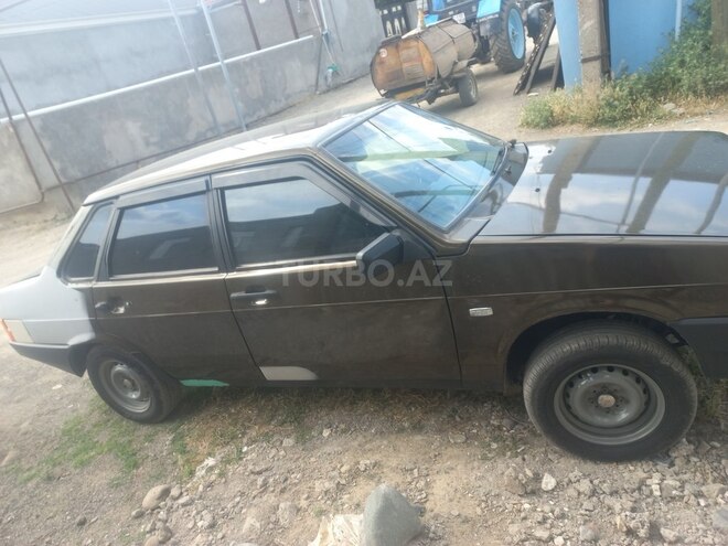 LADA (VAZ) 21099-5