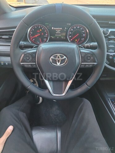 Toyota Camry-6