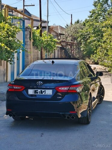 Toyota Camry-3