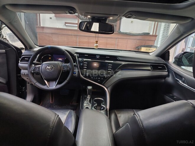 Toyota Camry-8