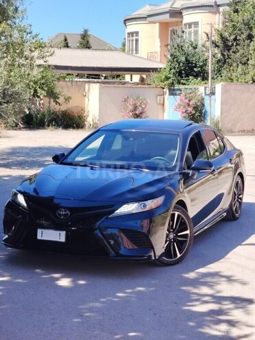 Toyota Camry-5