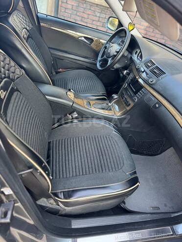 Mercedes E 220-8