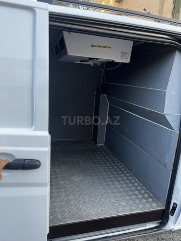 Mercedes Vito 109 CDI-10