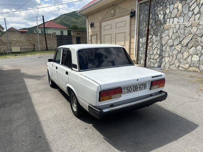LADA (VAZ) 2107-8