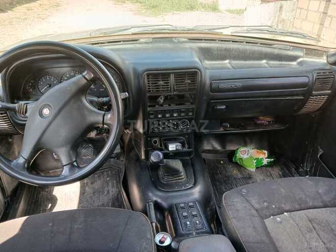 GAZ 3110 "Volga"-5