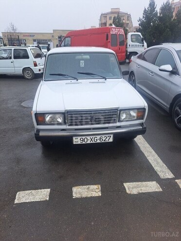 LADA (VAZ) 2107-1
