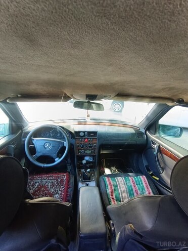 Mercedes C 180-9
