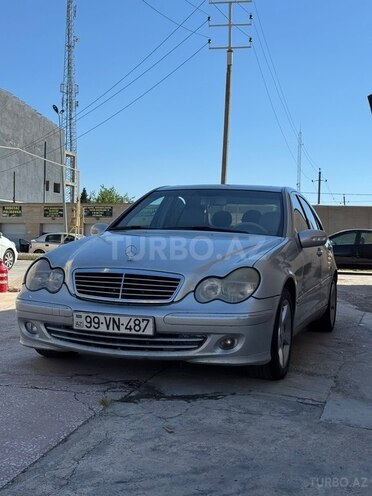 Mercedes C 270-2