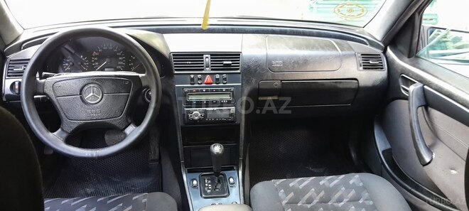 Mercedes C 220-8