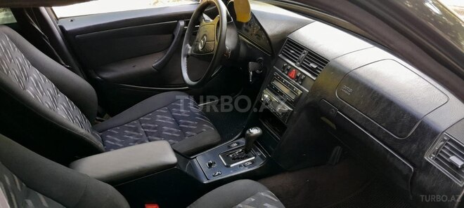 Mercedes C 220-10