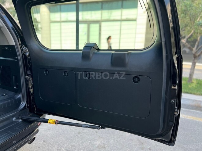 Toyota Land Cruiser Prado-12