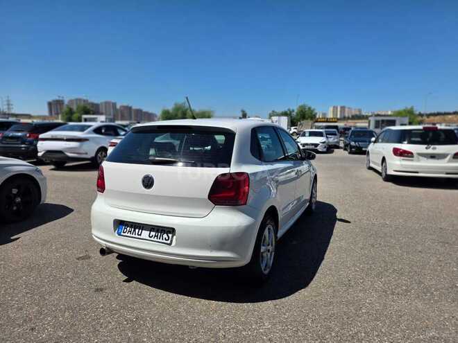 Volkswagen Polo-4