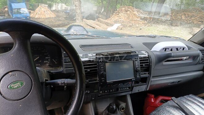 Land Rover Discovery-9