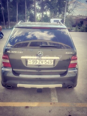 Mercedes ML 350 4MATIC-4