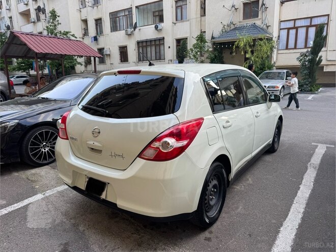Nissan Tiida-3