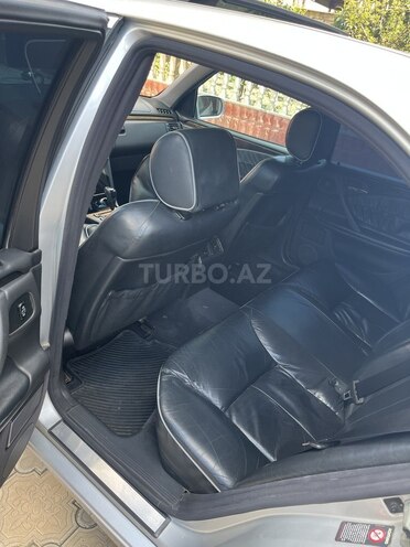 Mercedes E 220-6