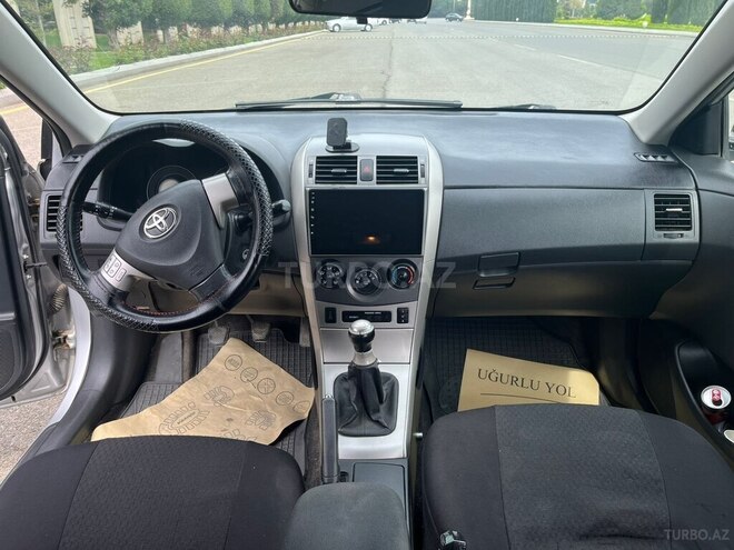 Toyota Corolla-6