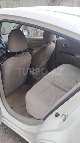 Nissan Sunny-5