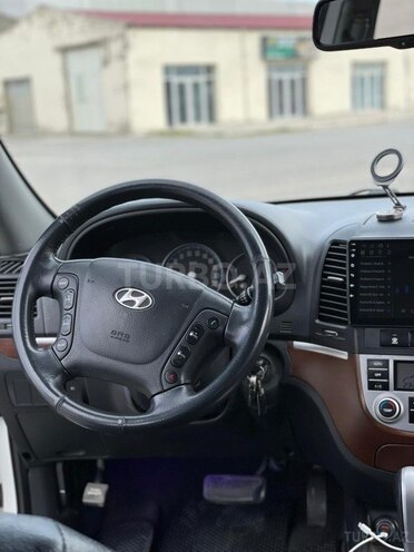 Hyundai Santa Fe-10