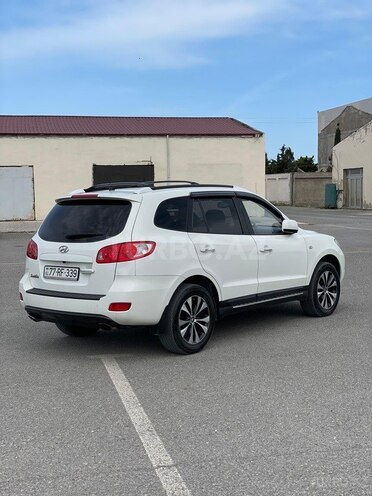Hyundai Santa Fe-6