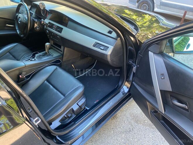 BMW 530-11