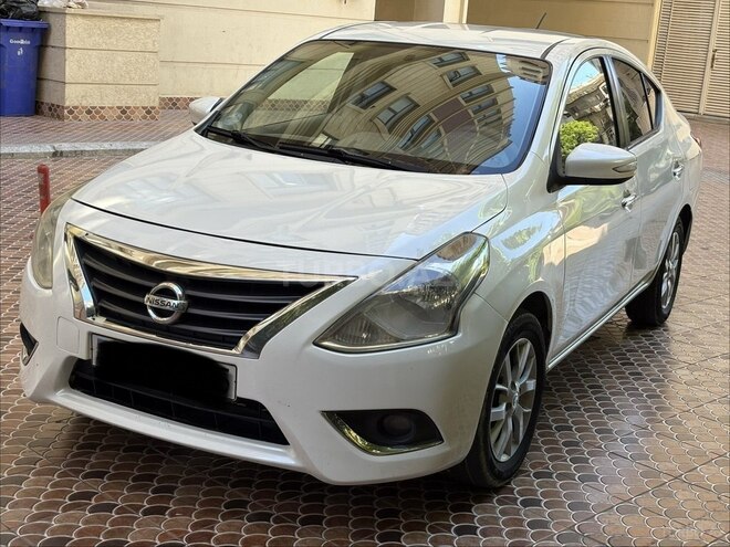 Nissan Sunny-6