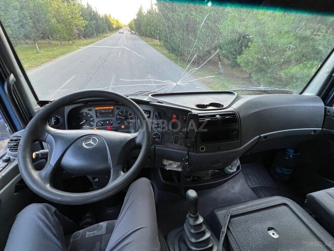 Mercedes Atego 818-8