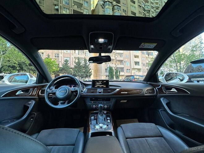 Audi A6-11