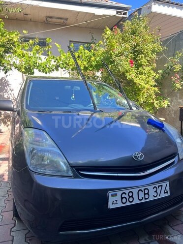 Toyota Prius-1