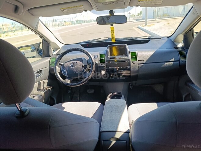 Toyota Prius-9