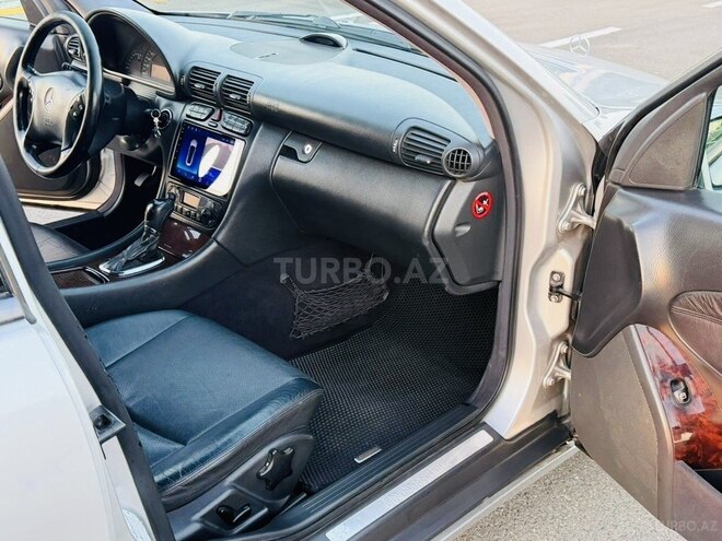 Mercedes C 200-10