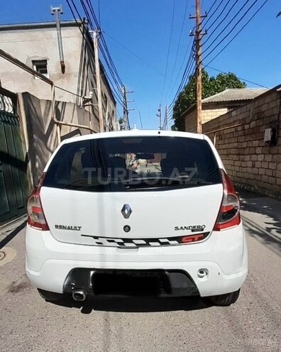 Renault Sandero-2